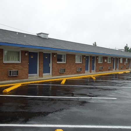 Red Carpet Inn - Allentown Extérieur photo